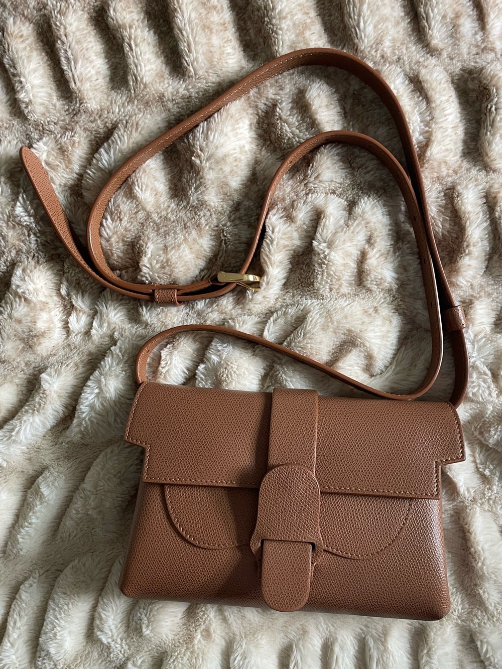 Senreve Aria Vegan Leather Bag in Camel